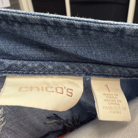 Chico’s Bird Embroidered Denim Jacket with Bird Embroidery Chambray Bomber - Picture 7 of 12